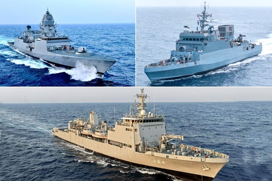 Indian-Navy-commissioned-it ഇന്ത്യൻ നാവികസേനയ്ക്ക് കൂടുതൽ കരുത്തേകാന് മൂന്ന് അത്യാധുനിക യുദ്ധക്കപ്പലുകള് കമ്മീഷന് ചെയ്ത് പ്രധാനമന്ത്രി