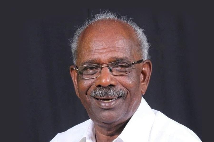 മര്യാദയ്ക്ക് ഇരുന്നില്ലെങ്കിൽ നിയമം കയ്യിലെടുക്കേണ്ടി വരും; വനംവകുപ്പ് ഉദ്യോഗസ്ഥരെ ഭീഷണിപ്പെടുത്തി എം.എം.മണി.