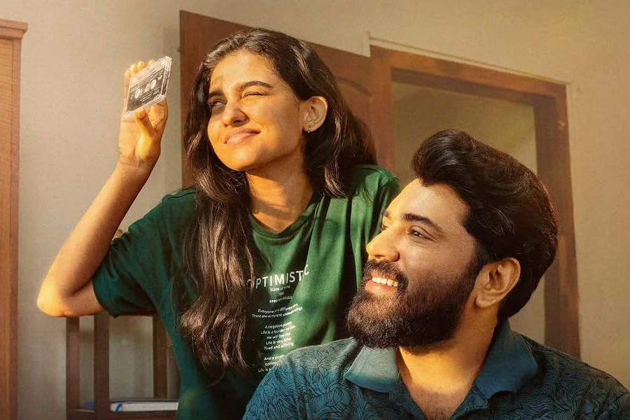 'ബത്ലഹേം കുടുംബ യൂണിറ്റ്' ട്രെയിലർ പുറത്തിറങ്ങി. ഓഗസ്റ്റ് 21-ന് ഓണം റിലീസായാണ് ചിത്രം തിയറ്ററുകളിലെത്തുക