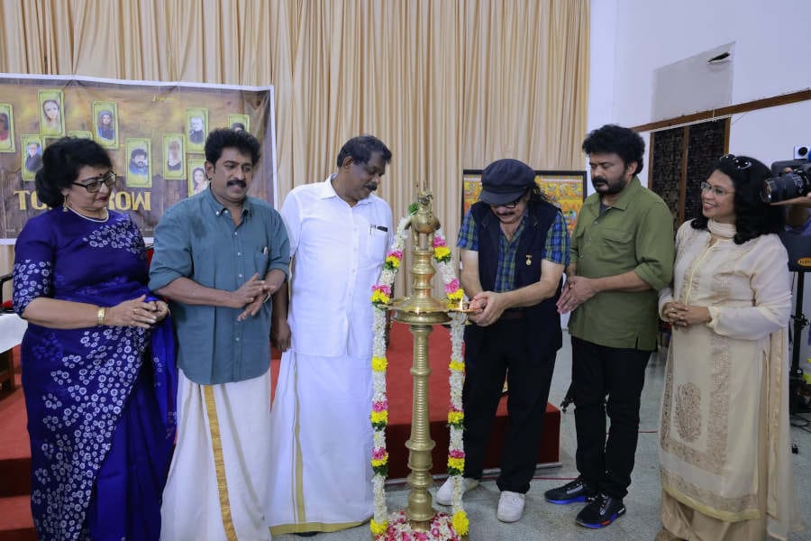 സൂര്യ കൃഷ്ണമൂർത്തി: അരങ്ങിന്റെ ആകാശത്ത് അണയാത്ത സൂര്യവെളിച്ചം !