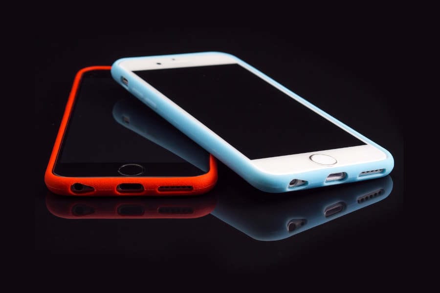 mobile phones മൊബൈൽ ഉപഭോക്താക്കൾക്ക് ആശ്വാസം; കുറഞ്ഞ നിരക്കിൽ വോയ്സ്-എസ്എംഎസ് പ്ലാനുകൾ ലഭ്യമാക്കാൻ ട്രായ്