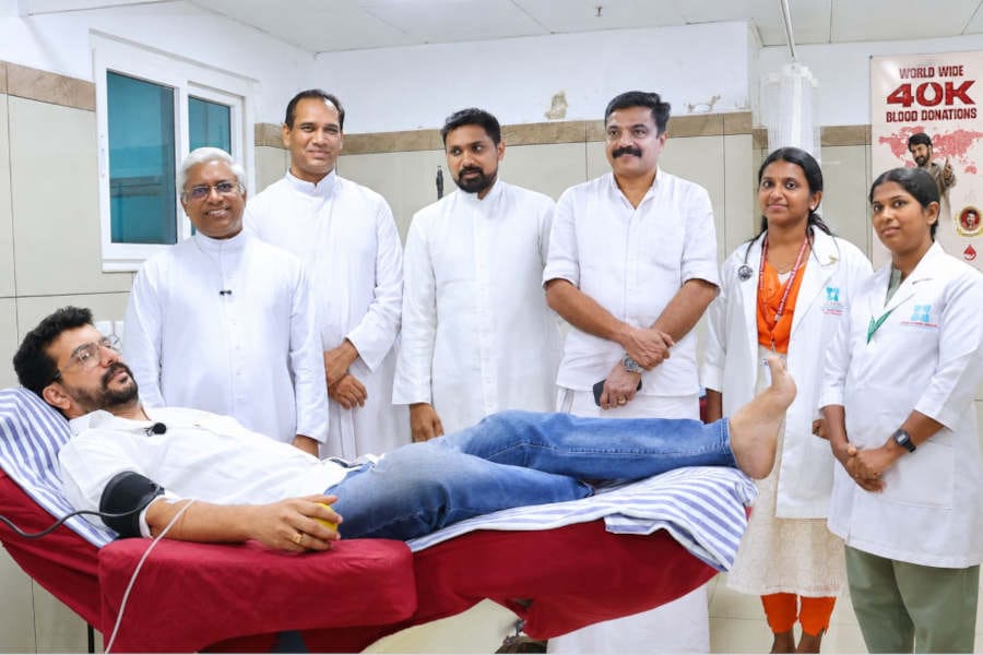 pisharady-share and care മമ്മൂട്ടി ജന്മദിന സ്പെഷ്യൽ രക്തദാന ക്യാമ്പെയിൻ വമ്പൻ ഹിറ്റ്! ഇതുവരെ പങ്കാളികളായത് ആയിരങ്ങൾ